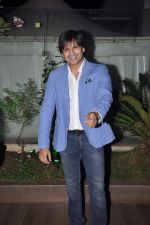 Vivek Oberoi at Grand Masti celebrations in Sheesha Sky Lounge, Mumbai on 21st Sept 2013 (2).JPG